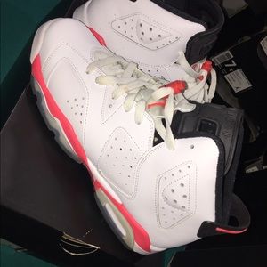 Jordan 6’s size 7